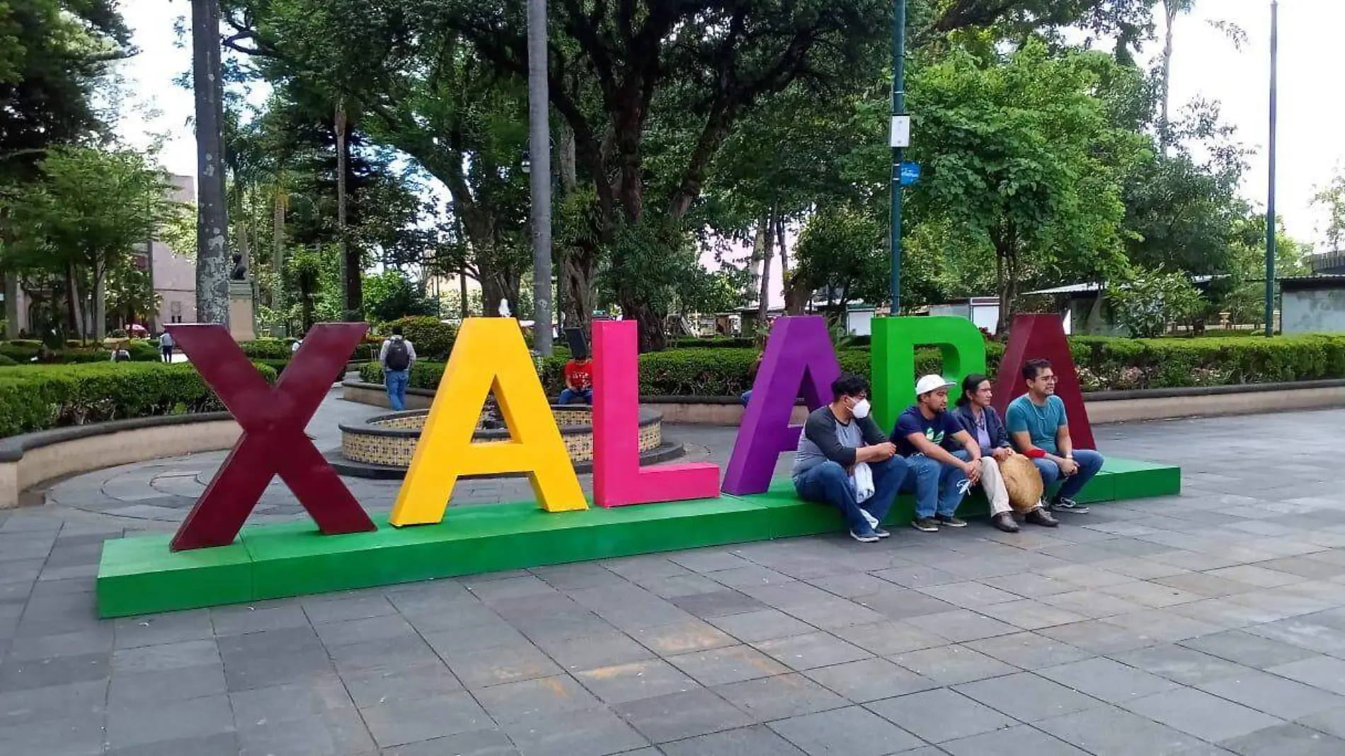 Letras turísticas en el centro de Xalapa